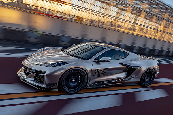 Фото дисков Brixton Forged RS01 Синий сатин на Chevrolet Corvette C8