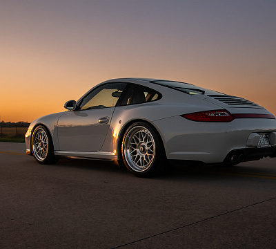 Фото дисков HRE 300 на Porsche 911 VI