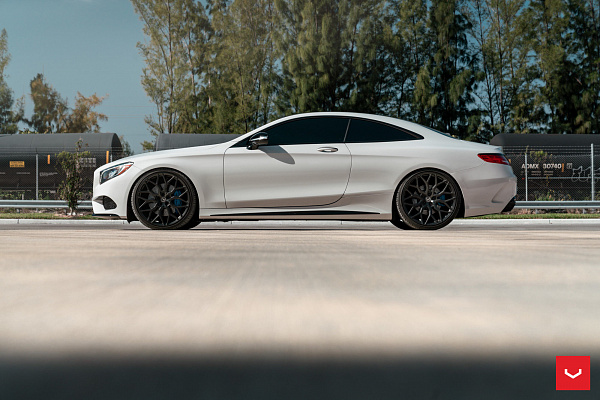 Фото дисков Vossen HF-2 Черный сатин на Mercedes-Benz S-Class (W222, C217)