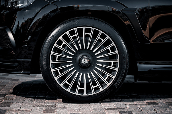 Фото дисков Brixton Forged LX07 Алмазная проточка на Mercedes-Benz GLS (X167)