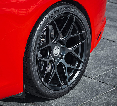 Фото дисков HRE FF01 на Porsche 911 VII