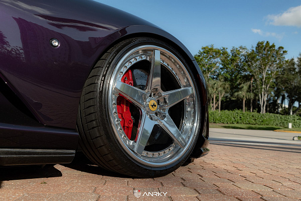 Фото дисков Anrky RS5.3 Полированный лак на Ferrari 812