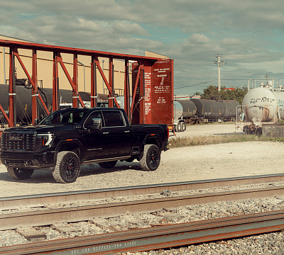 Фото дисков Vossen LCX-02 на GMC Sierra IV