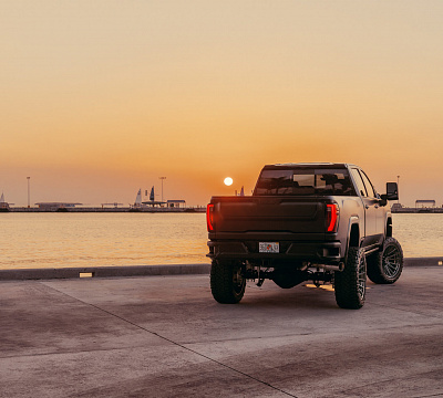 Фото дисков Vossen VFX-03 на GMC Sierra IV