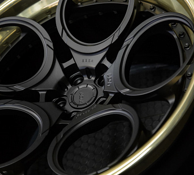 ADV.1 ADV05C Track Spec CS