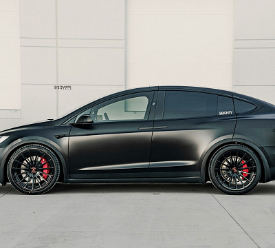 Фото дисков Strasse Wheels SV15 Deep Concave Duoblock на Tesla Model X