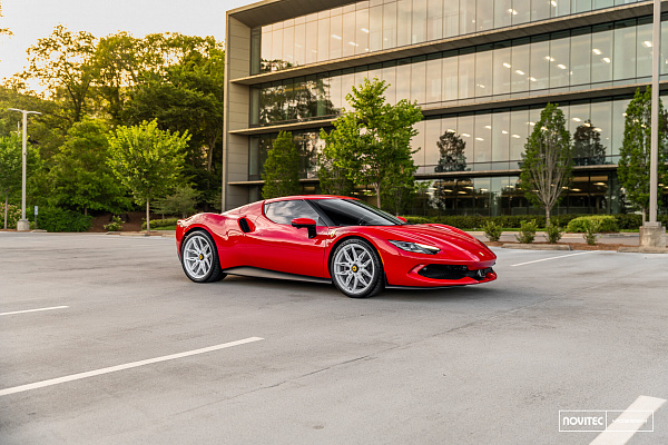 Ferrari 296