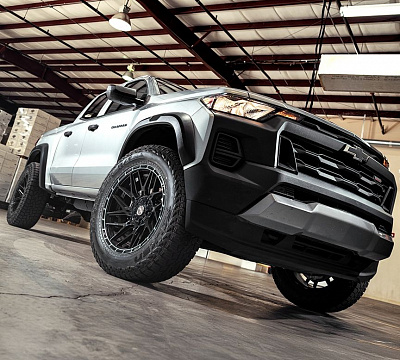 Фото дисков 4PLAY 4PS28 на Chevrolet Colorado