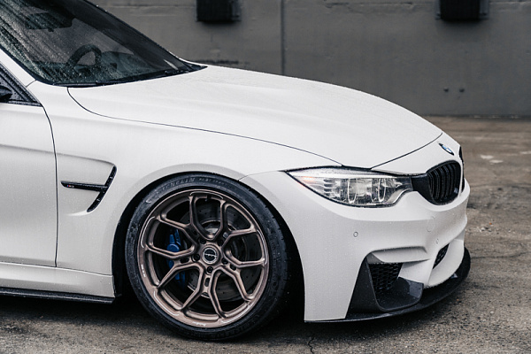 Фото дисков Brixton Forged CM5-RS Сатиновая бронза на BMW 3/M3 (F3x/F80)