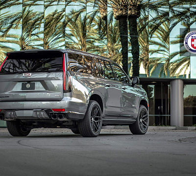 Фото дисков HRE P161SC на Cadillac Escalade V