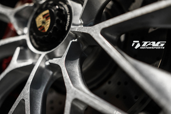 Фото дисков HRE P200 Глянцевый лак на Porsche 911 VII