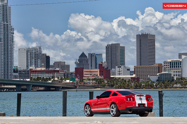 Фото дисков Vossen CV3 Серебро на Ford Mustang V