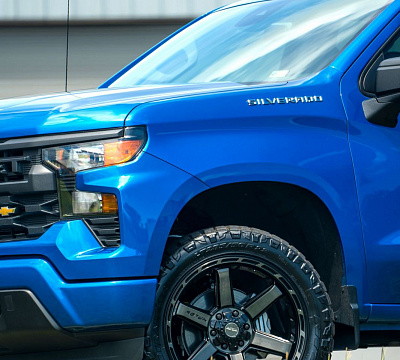 Фото дисков 4PLAY 4P63 на Chevrolet Silverado IV