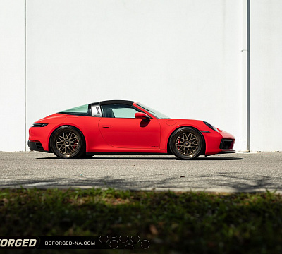 Фото дисков BC Forged MHK519 на Porsche 911 VIII
