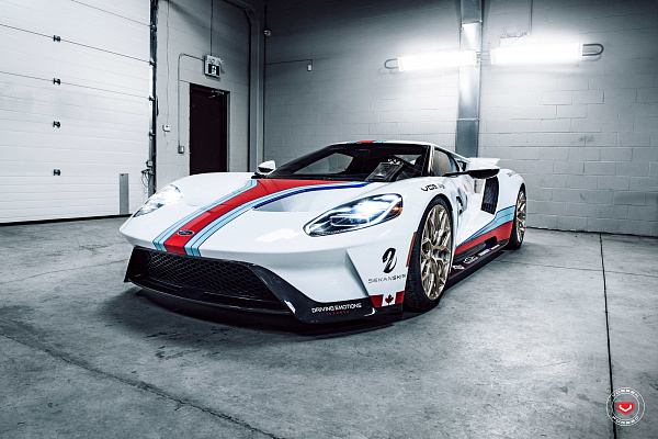 Фото дисков Vossen S17-01 Глянцевая шампань на Ford GT II