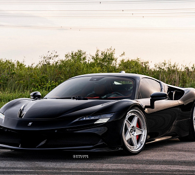 Фото дисков Strasse Wheels F5 Track на Ferrari SF90