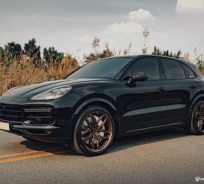 Фото дисков Brixton Forged PF12 R / RS на Porsche Cayenne III