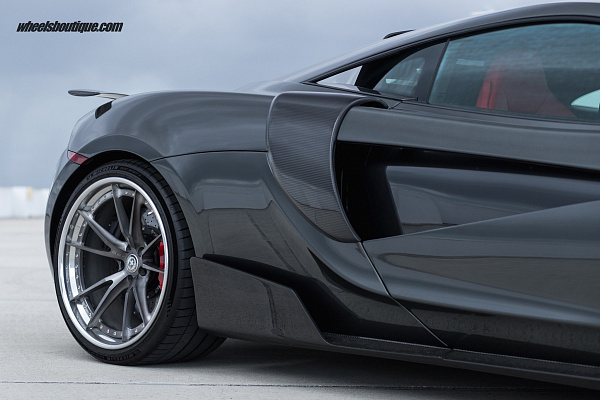 McLaren 570S