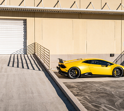 Фото дисков Vossen M-X2 на Lamborghini Huracan