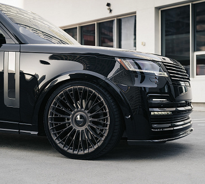 Фото дисков Vossen UV-6 на Land Rover Range Rover V
