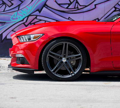 Фото дисков Vossen VFS-5 на Ford Mustang VI