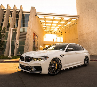 Фото дисков HRE P101 на BMW 5/M5 (G30/F90)
