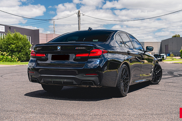 Фото дисков Vossen HF-7 Черный глянец на BMW 5/M5 (G30/F90)