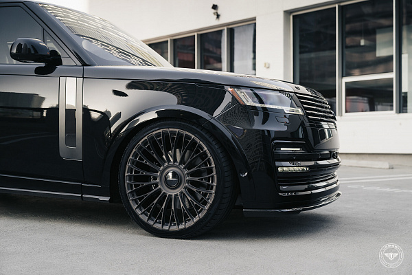 Фото дисков Vossen UV-6 Сатиновый графит на Land Rover Range Rover V