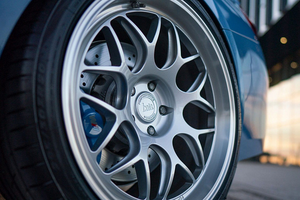 Фото дисков Bola FP5 Сатиновый лак на BMW 4/M4 (F32/F82)