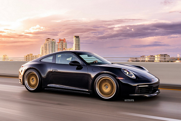 Фото дисков Strasse Wheels SC20 Track Сатиновое золото на Porsche 911 VIII