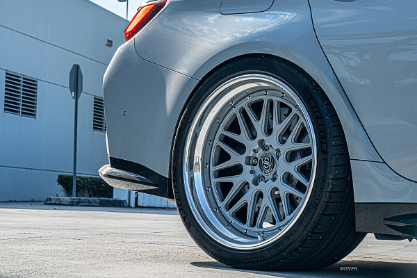 Фото дисков Strasse Wheels SM10 Track Другой цвет на BMW 3/M3 (G2x/G80)