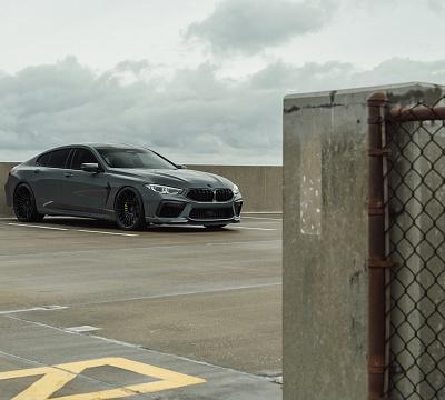 Фото дисков Vossen S17-04 на BMW 8/M8