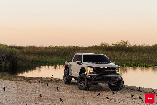 Фото дисков Vossen HFX-1 (6-Lug) Черный сатин на Ford F-150 XIV