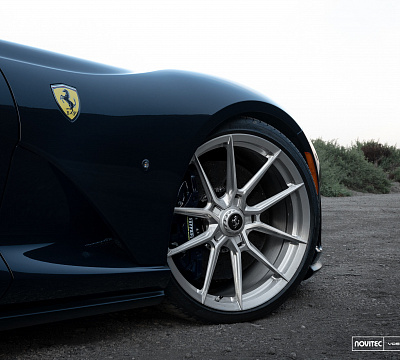 Фото дисков NOVITEC NF10 на Ferrari 812