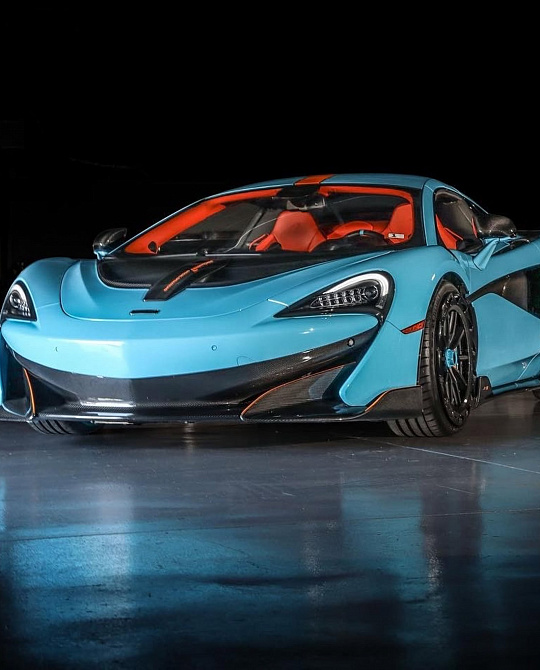 Фото дисков R11-R Черный сатин на McLaren 600