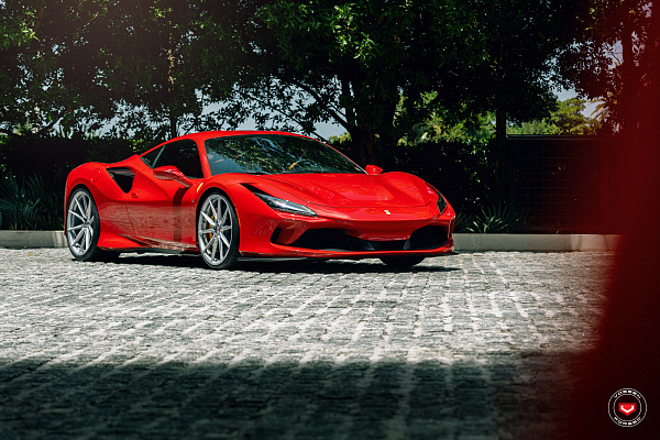 Фото дисков Vossen EVO-2 Глянцевый лак на Ferrari F8