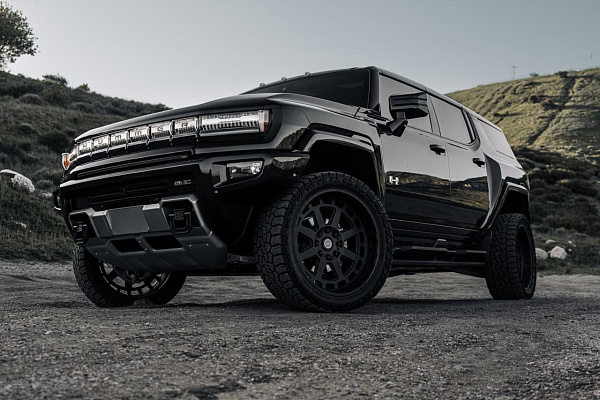 Фото дисков Brixton Forged BX01-M Черный матовый на GMC Hummer EV