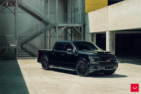 Фото дисков Vossen HF6-5 Черный глянец на Ford F-150 XIII