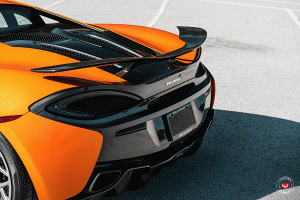 Фото дисков Vossen S17-01 Полированный лак на McLaren 570S