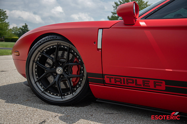 Фото дисков HRE S101SC Глянцевый темный лак на Ford GT I
