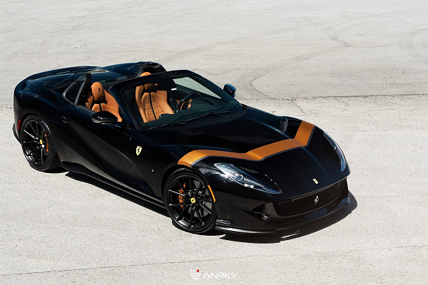 Фото дисков Anrky AN12 Черный сатин на Ferrari 812