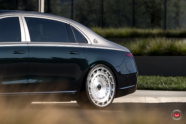Фото дисков Vossen LC3-11T Глянцевый лак на Mercedes-Benz S-Class (W223)