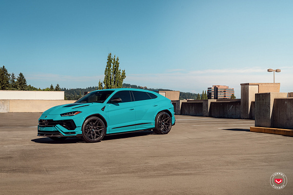 Фото дисков Vossen S21-08 Глянцевый тонированный лак на Lamborghini Urus