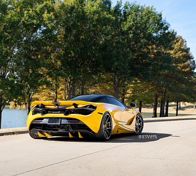 Фото дисков Strasse Wheels SM5R Deep Concave FS на McLaren 720S