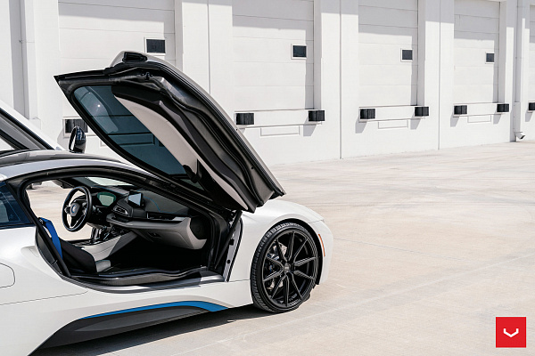 Фото дисков Vossen HF-3 Черный сатин на BMW i8