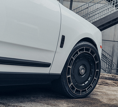 Фото дисков Vossen HF-9 на Rolls-Royce Cullinan