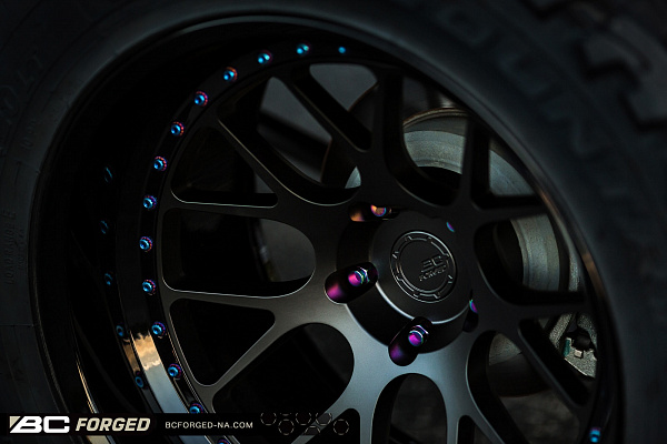 Фото дисков BC Forged LE72 // MLE72 Черный матовый на Jeep Wrangler III (JK)