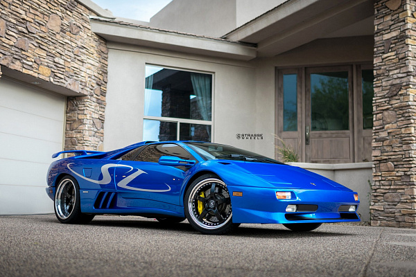 Фото дисков Strasse Wheels S5 Performance Черный глянец на Lamborghini Diablo