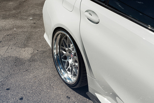 Фото дисков HRE 300 Глянцевый лак на BMW 3/M3 (G2x/G80)