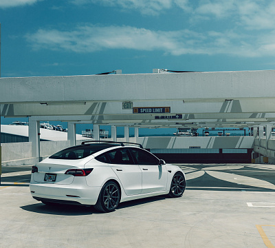 Фото дисков Vossen HF-3 на Tesla Model 3
